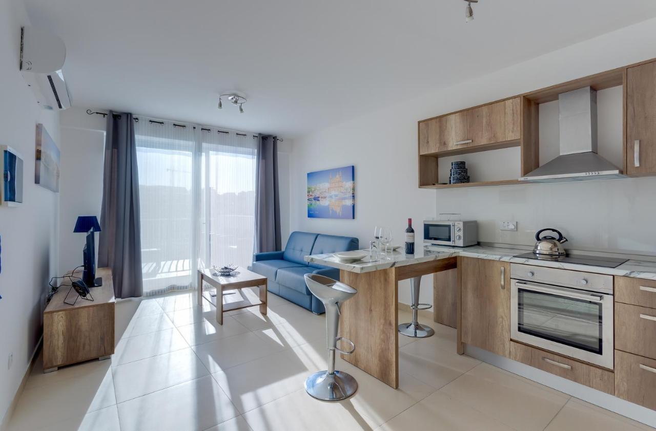 Centric And Modern Penthouse Close To Amenities Appartement Msida