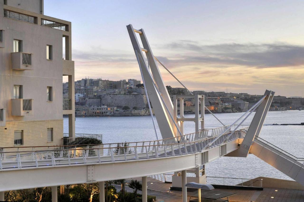 Centric And Modern Penthouse Close To Amenities Msida